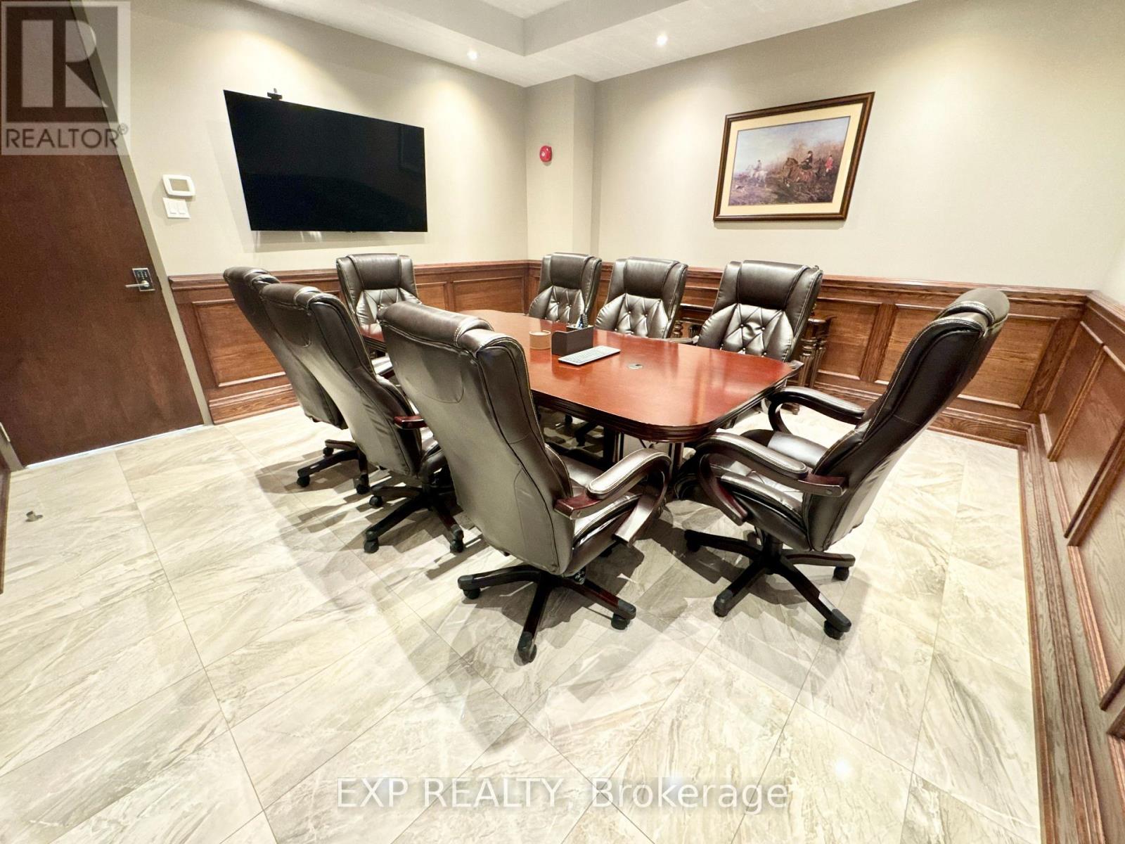 303a - 15 Wertheim Ct Court, Richmond Hill, Ontario  L4B 3H7 - Photo 9 - N12512772