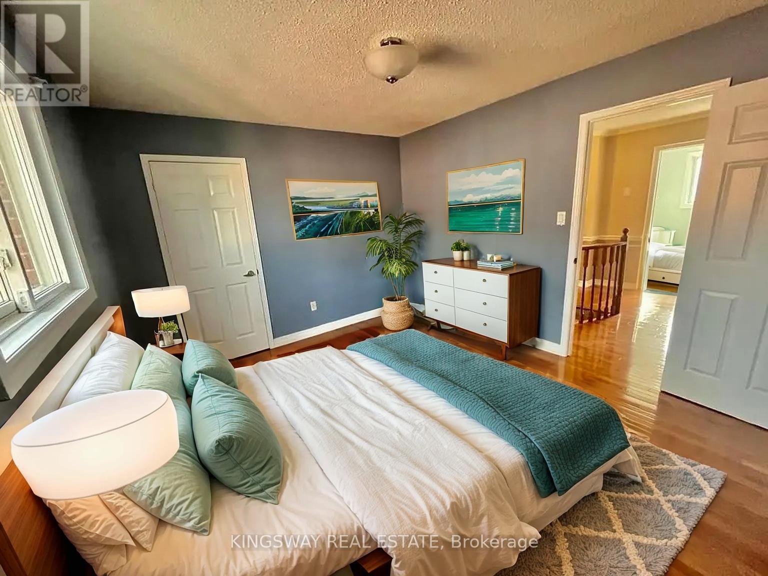 325 Salisbury Lane, Newmarket, Ontario  L3Y 8A6 - Photo 13 - N12512858