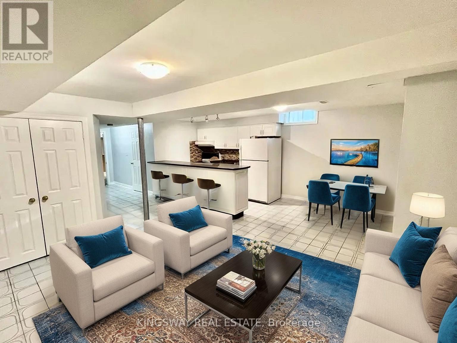 325 Salisbury Lane, Newmarket, Ontario  L3Y 8A6 - Photo 18 - N12512858