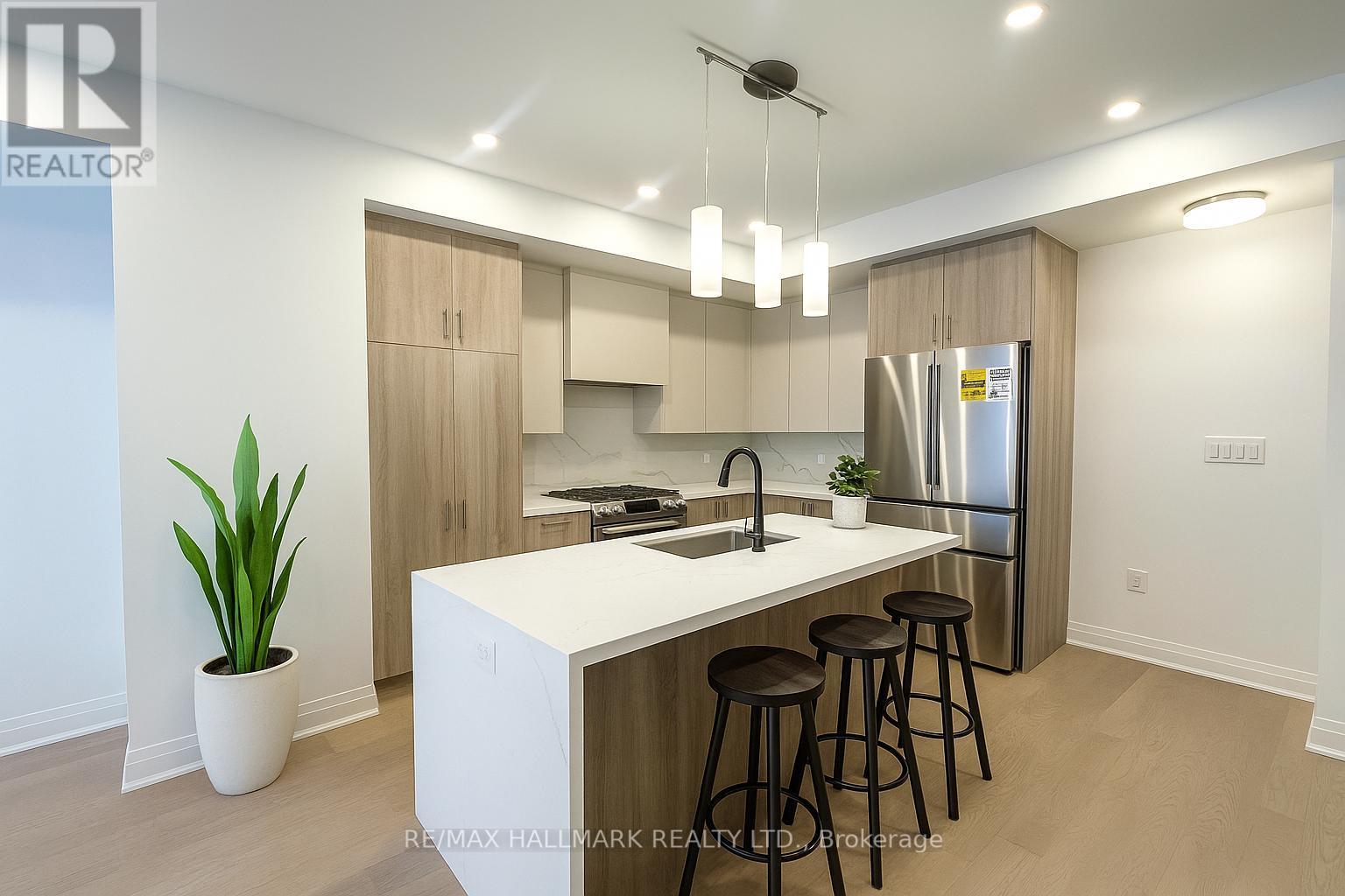 126 Alton Crescent, Vaughan, Ontario  L4J 0M1 - Photo 10 - N12512870