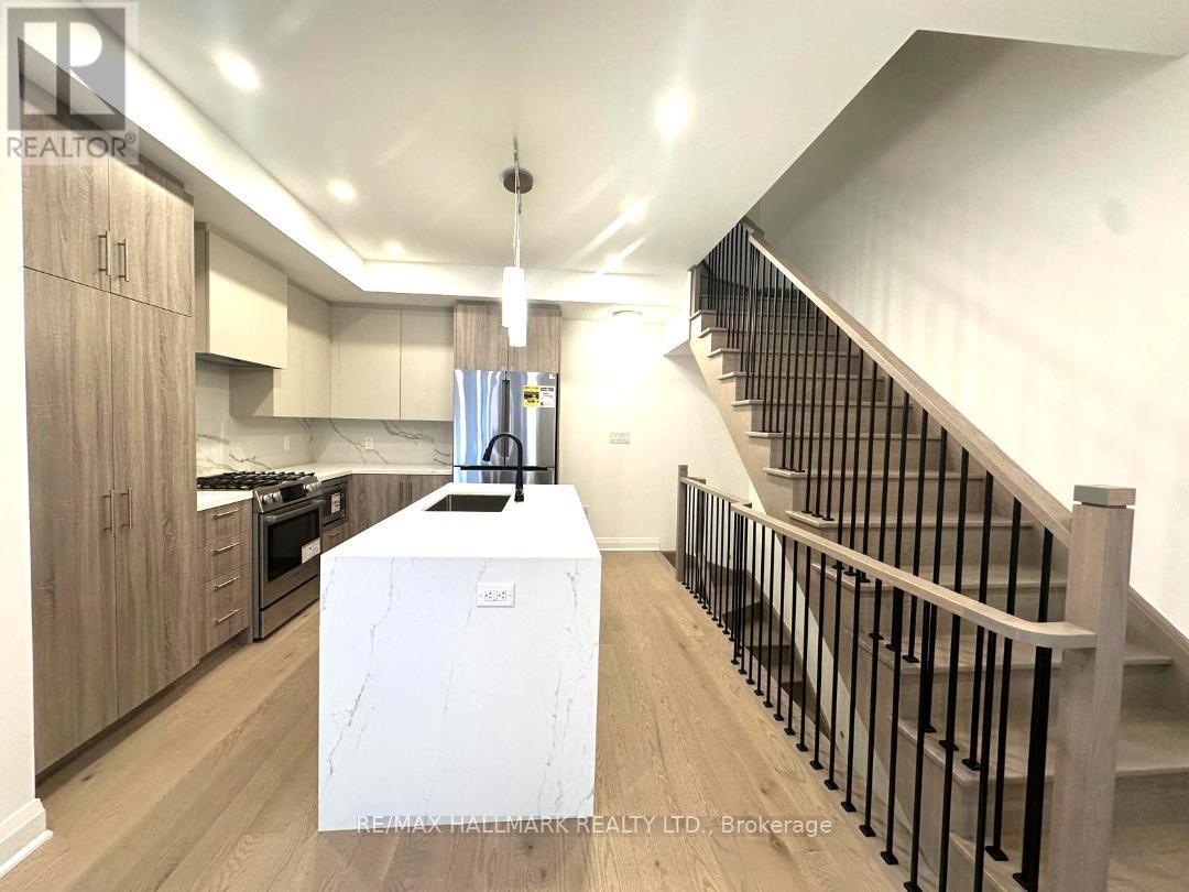 126 Alton Crescent, Vaughan, Ontario  L4J 0M1 - Photo 9 - N12512870