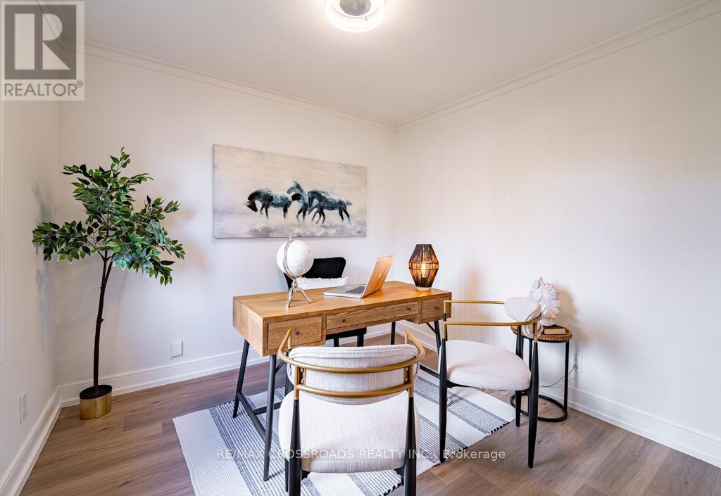 267 Pine Beach Drive, Georgina, Ontario  L4P 2V7 - Photo 22 - N12512892