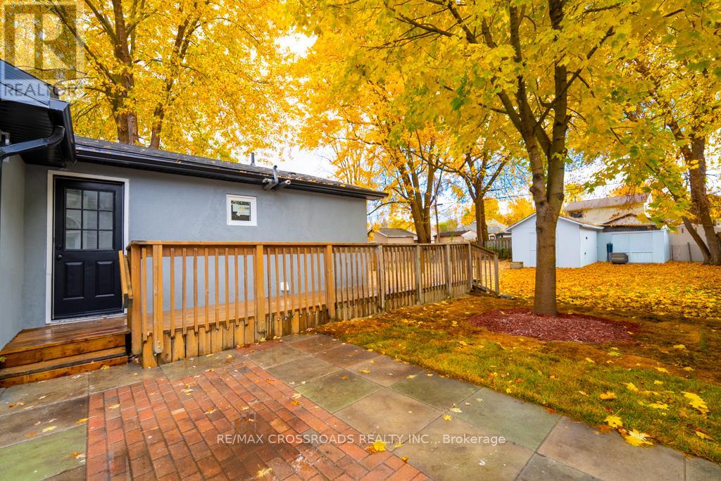 267 Pine Beach Drive, Georgina, Ontario  L4P 2V7 - Photo 29 - N12512892