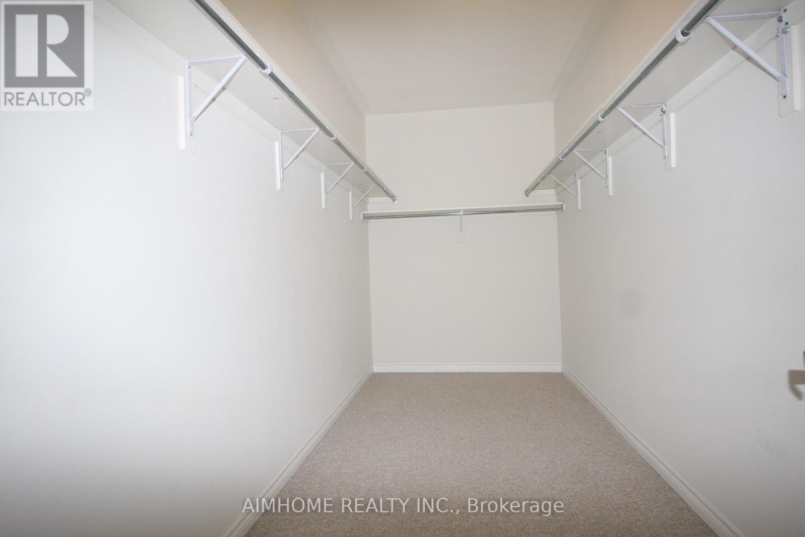 79 Mitchell Place, Newmarket, Ontario  L3Y 0C7 - Photo 15 - N12512894