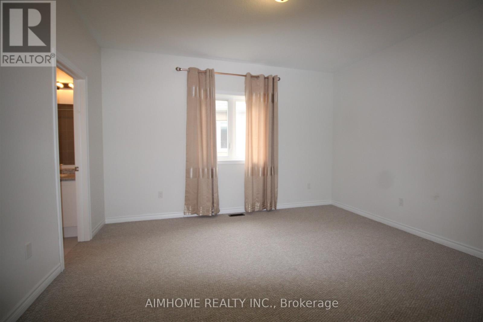 79 Mitchell Place, Newmarket, Ontario  L3Y 0C7 - Photo 17 - N12512894