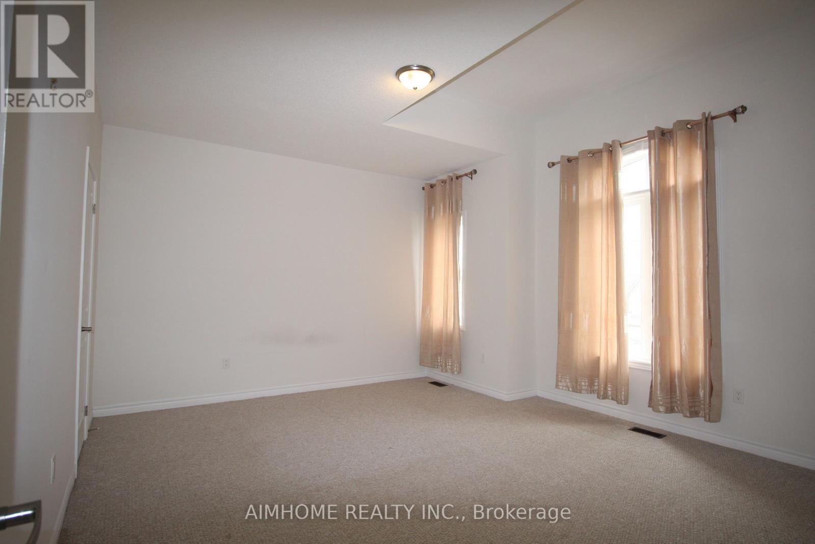 79 Mitchell Place, Newmarket, Ontario  L3Y 0C7 - Photo 20 - N12512894