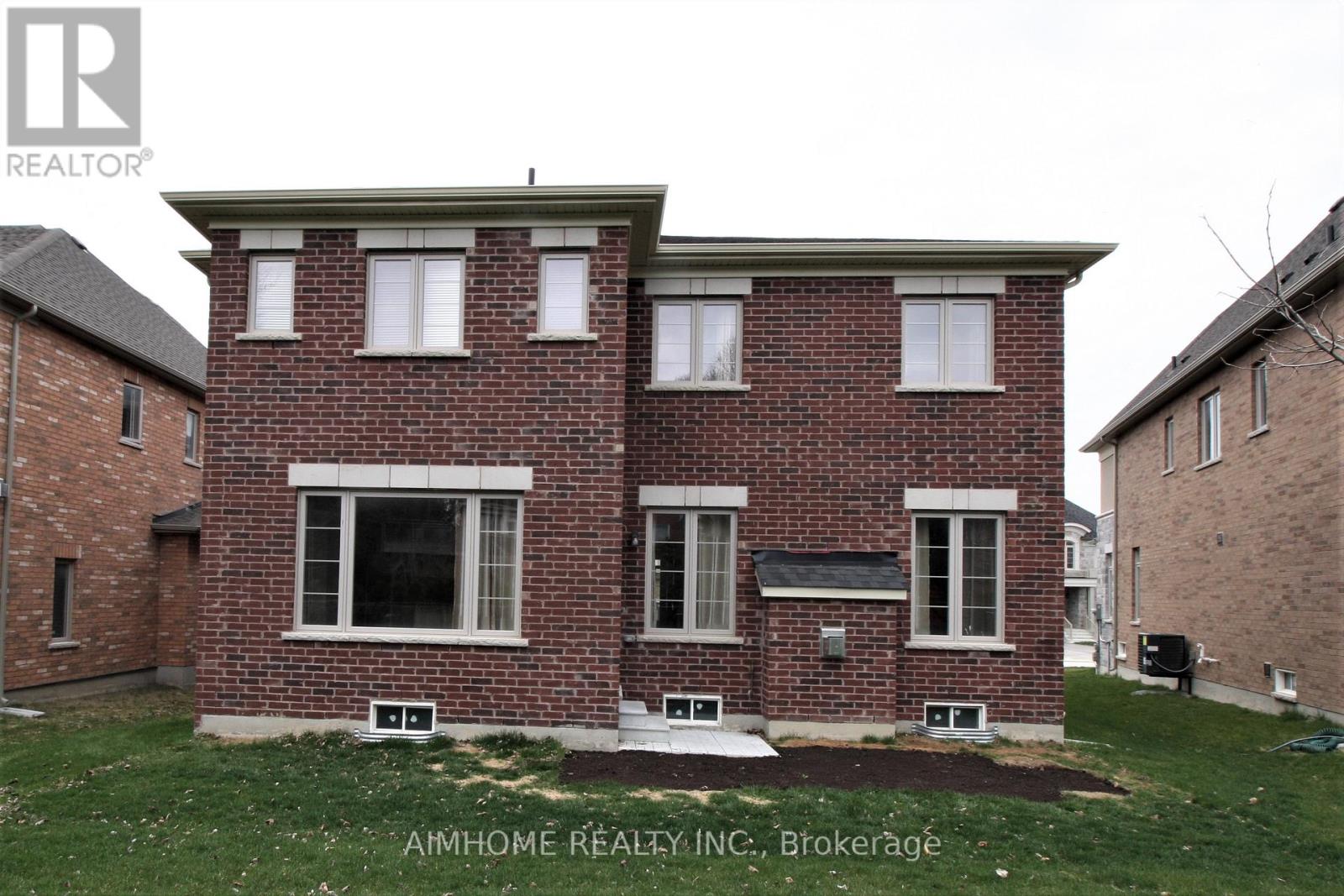 79 Mitchell Place, Newmarket, Ontario  L3Y 0C7 - Photo 24 - N12512894