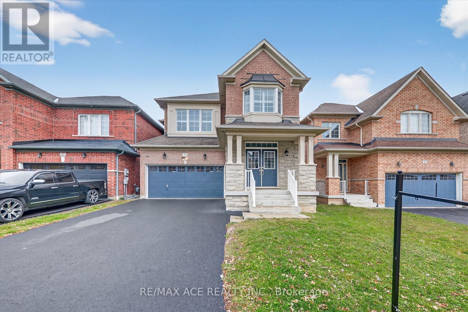 23 GRAYLEAF DRIVE, Whitchurch-Stouffville, Ontario