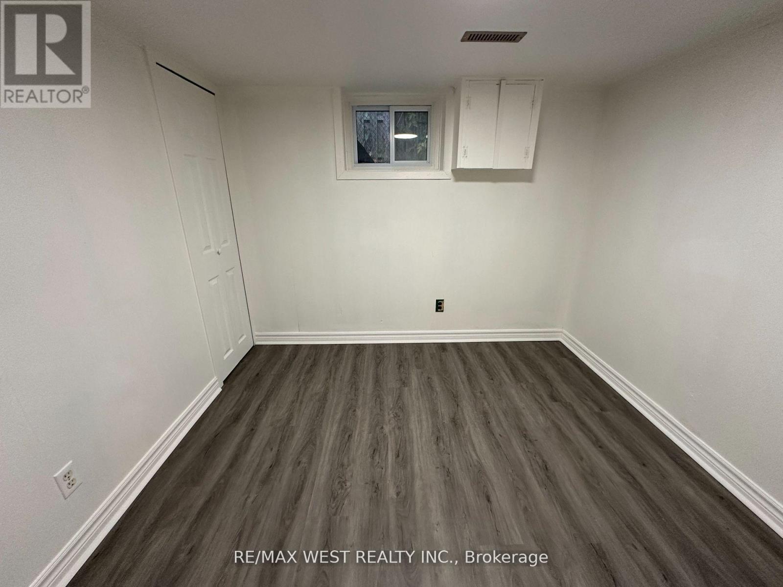 Lower - 26 Walter Avenue, Newmarket, Ontario  L3Y 2T3 - Photo 10 - N12512998