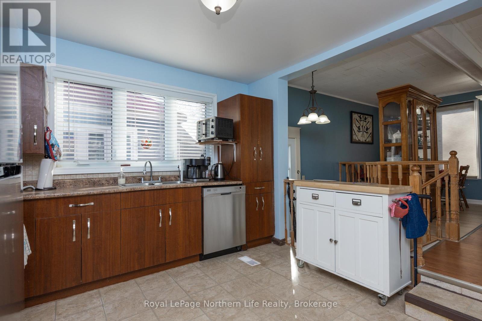 85 Campbell Avenue, North Bay, Ontario P1A 1V7 - Photo 12 - X12513114