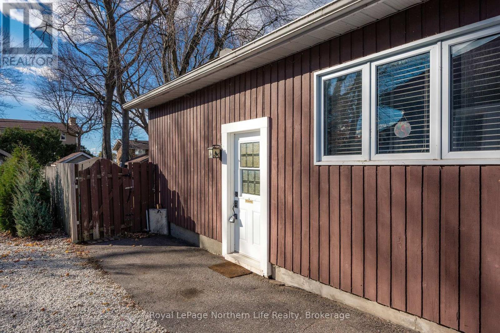 85 Campbell Avenue, North Bay, Ontario P1A 1V7 - Photo 5 - X12513114