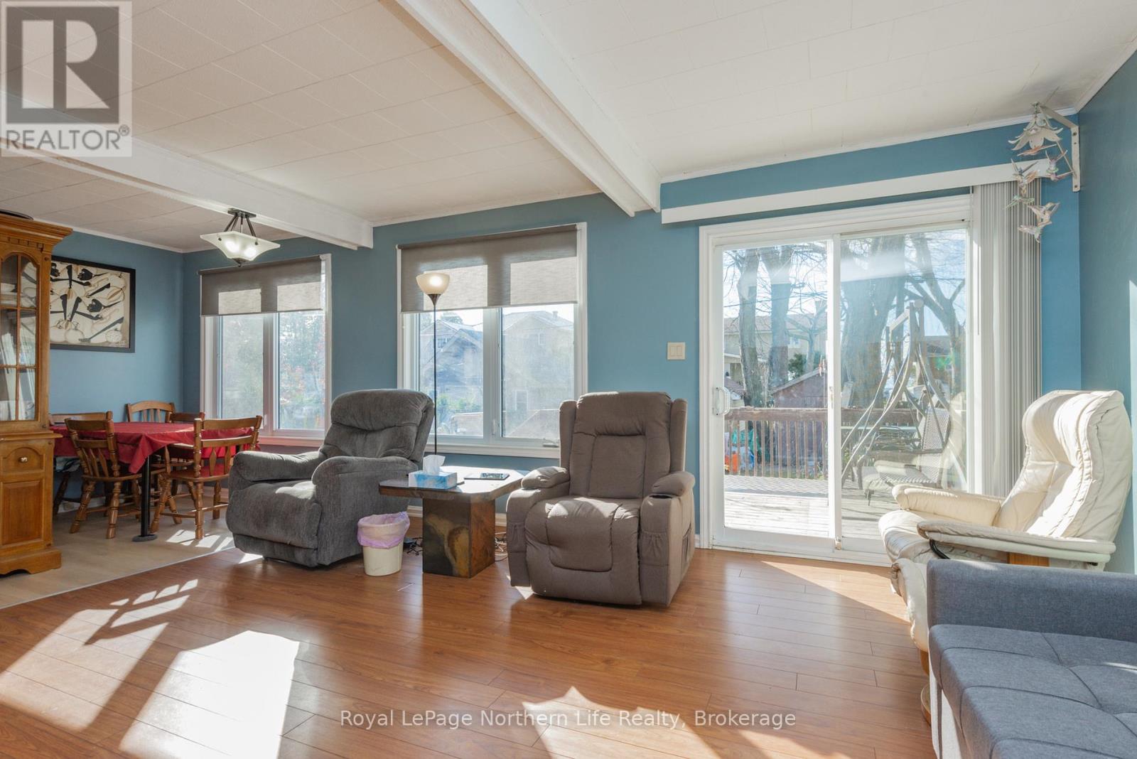 85 Campbell Avenue, North Bay, Ontario P1A 1V7 - Photo 7 - X12513114