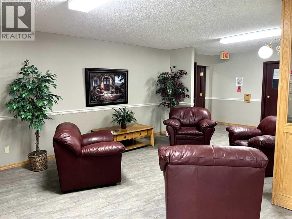 208, 20 3 Street S, Lethbridge, Alberta  T1J 4P1 - Photo 37 - A2268754