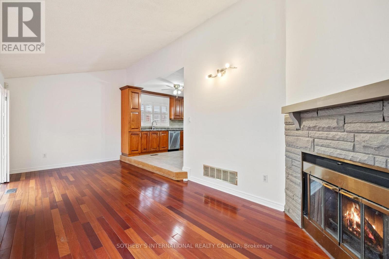 3631 Cherrington Crescent, Mississauga, Ontario  L5L 5C6 - Photo 15 - W12512774