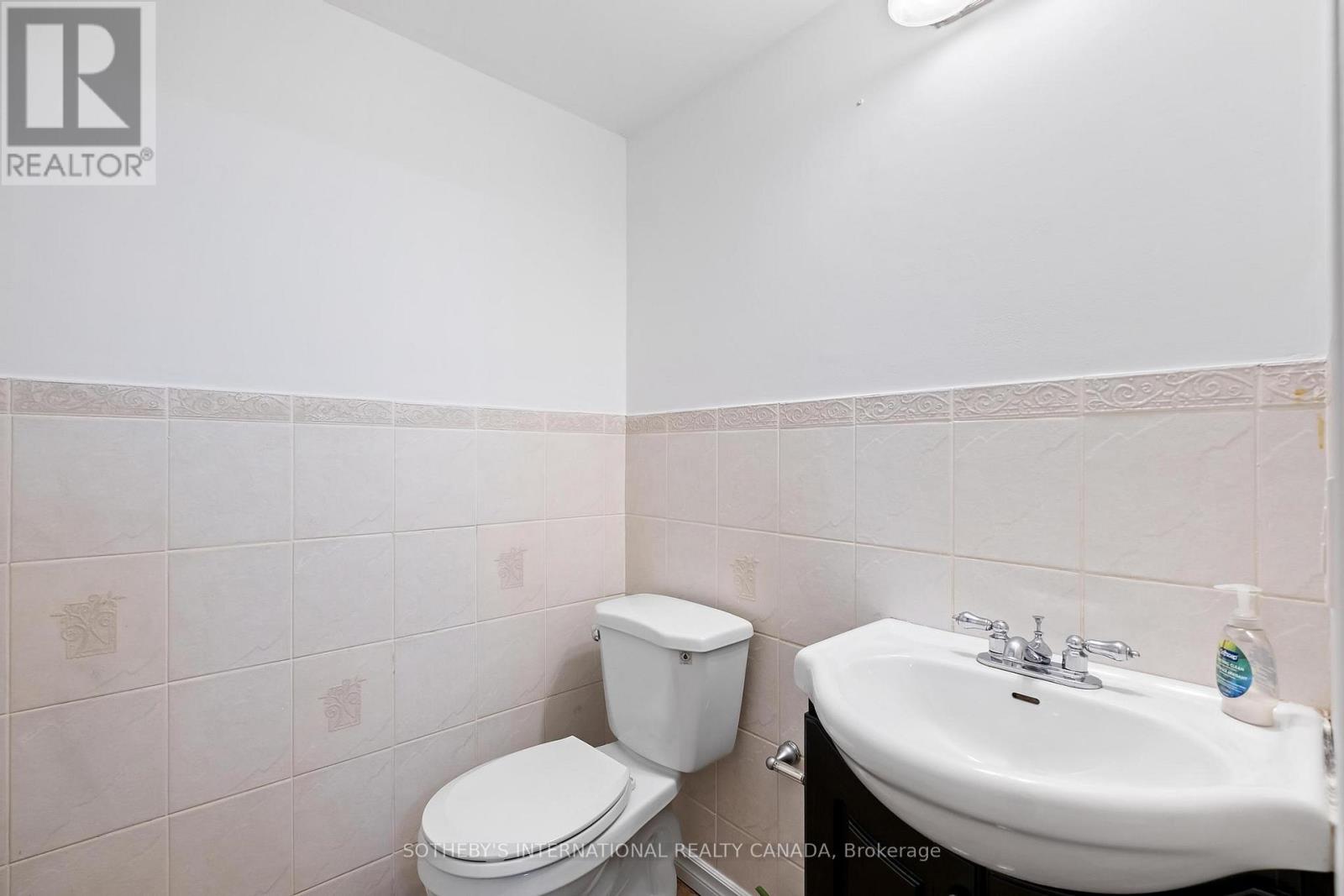 3631 Cherrington Crescent, Mississauga, Ontario  L5L 5C6 - Photo 16 - W12512774