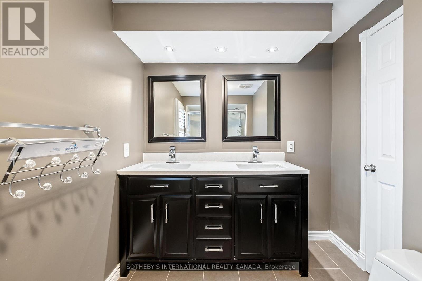 3631 Cherrington Crescent, Mississauga, Ontario  L5L 5C6 - Photo 23 - W12512774