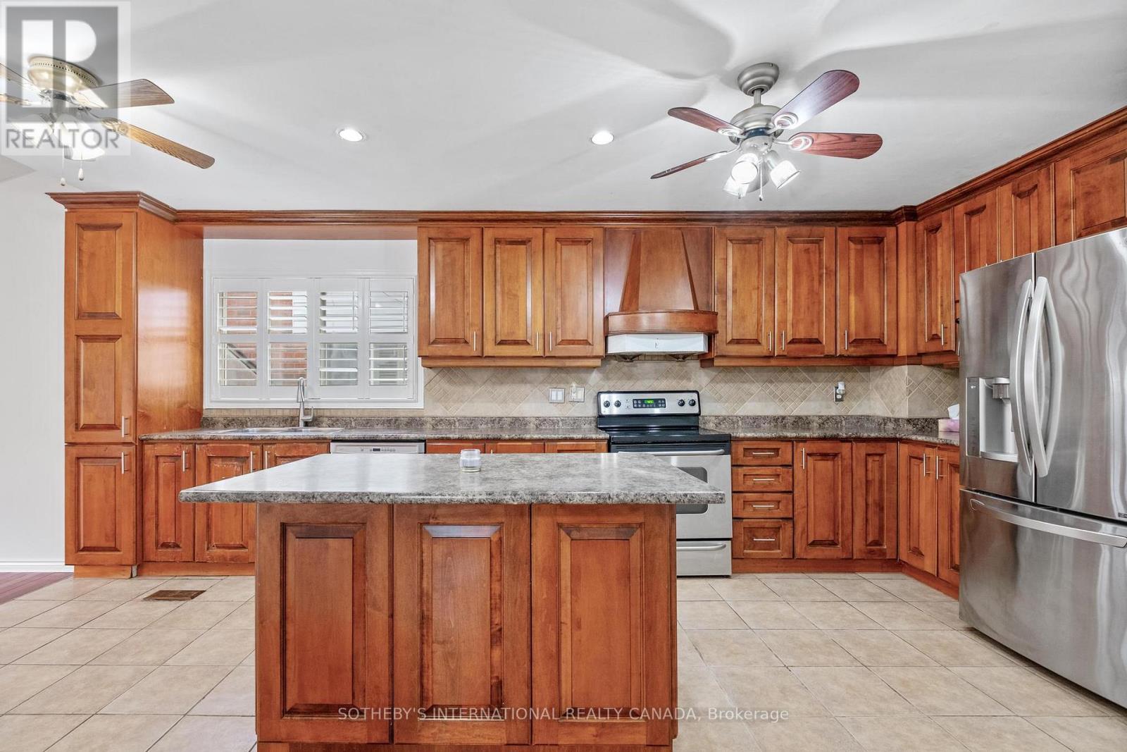 3631 Cherrington Crescent, Mississauga, Ontario  L5L 5C6 - Photo 8 - W12512774