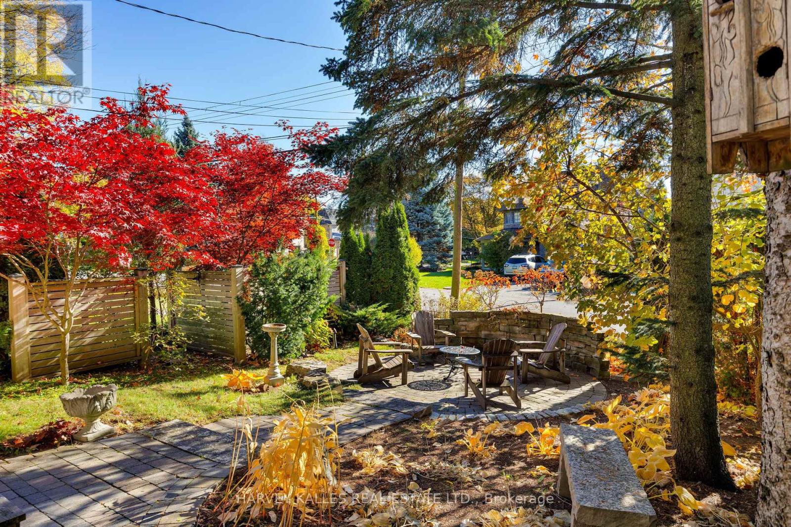 24 Cedarland Drive, Toronto, Ontario  M9A 2K2 - Photo 15 - W12512890