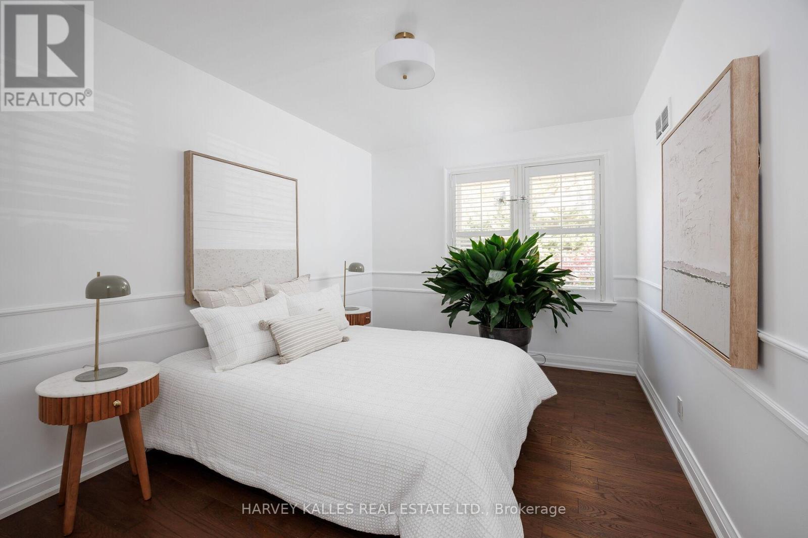 24 Cedarland Drive, Toronto, Ontario  M9A 2K2 - Photo 29 - W12512890