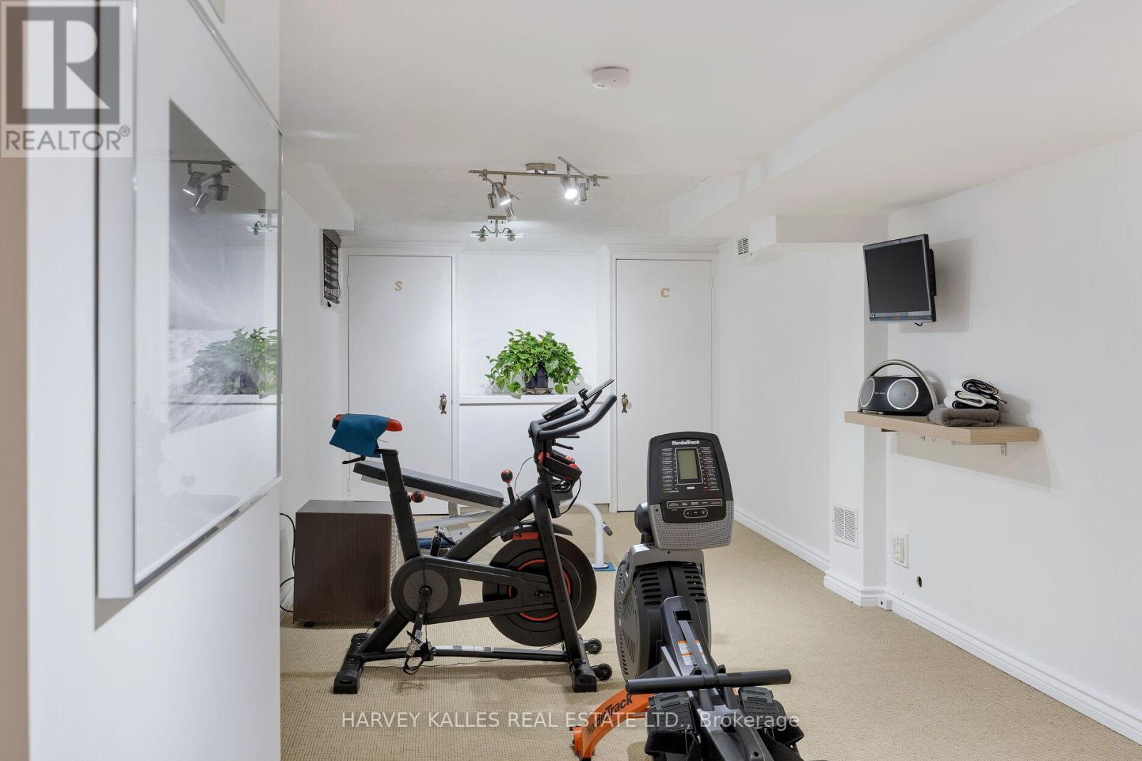 24 Cedarland Drive, Toronto, Ontario  M9A 2K2 - Photo 39 - W12512890