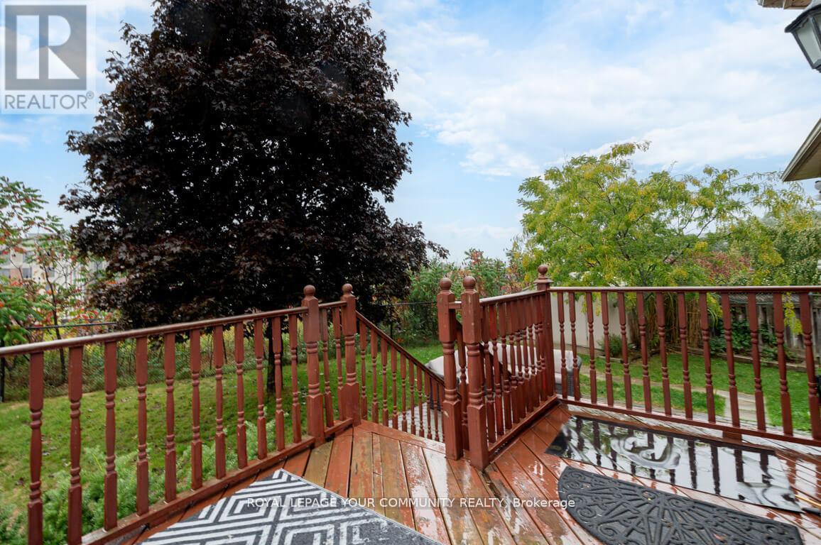 63 Rolling Hills Lane, Caledon, Ontario  L7E 1T8 - Photo 11 - W12512898