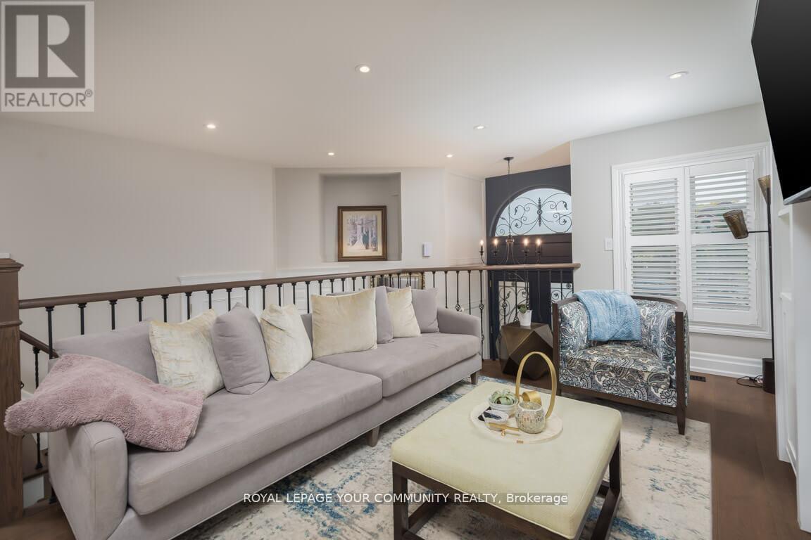 63 Rolling Hills Lane, Caledon, Ontario  L7E 1T8 - Photo 14 - W12512898