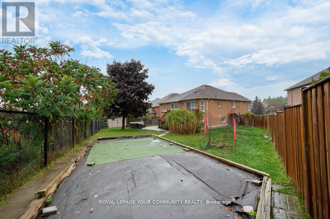 63 Rolling Hills Lane, Caledon, Ontario  L7E 1T8 - Photo 6 - W12512898