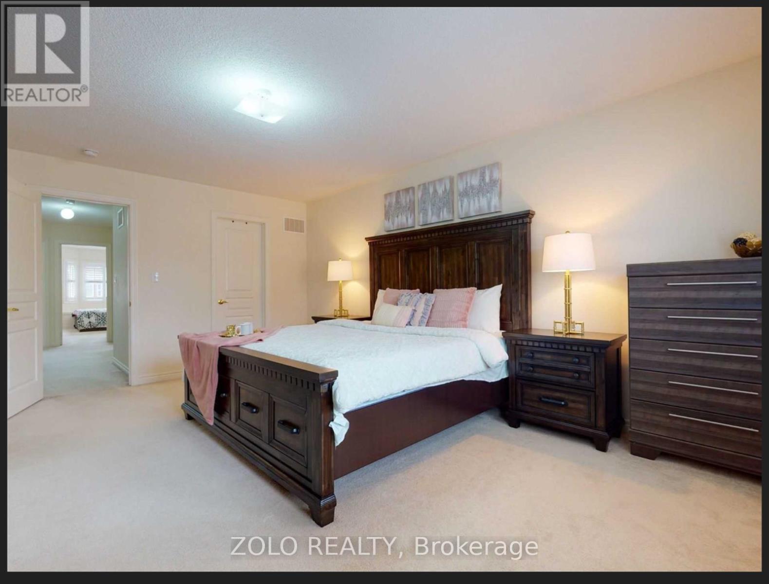 107 Thornbush Boulevard, Brampton, Ontario  L7A 4J9 - Photo 10 - W12512916