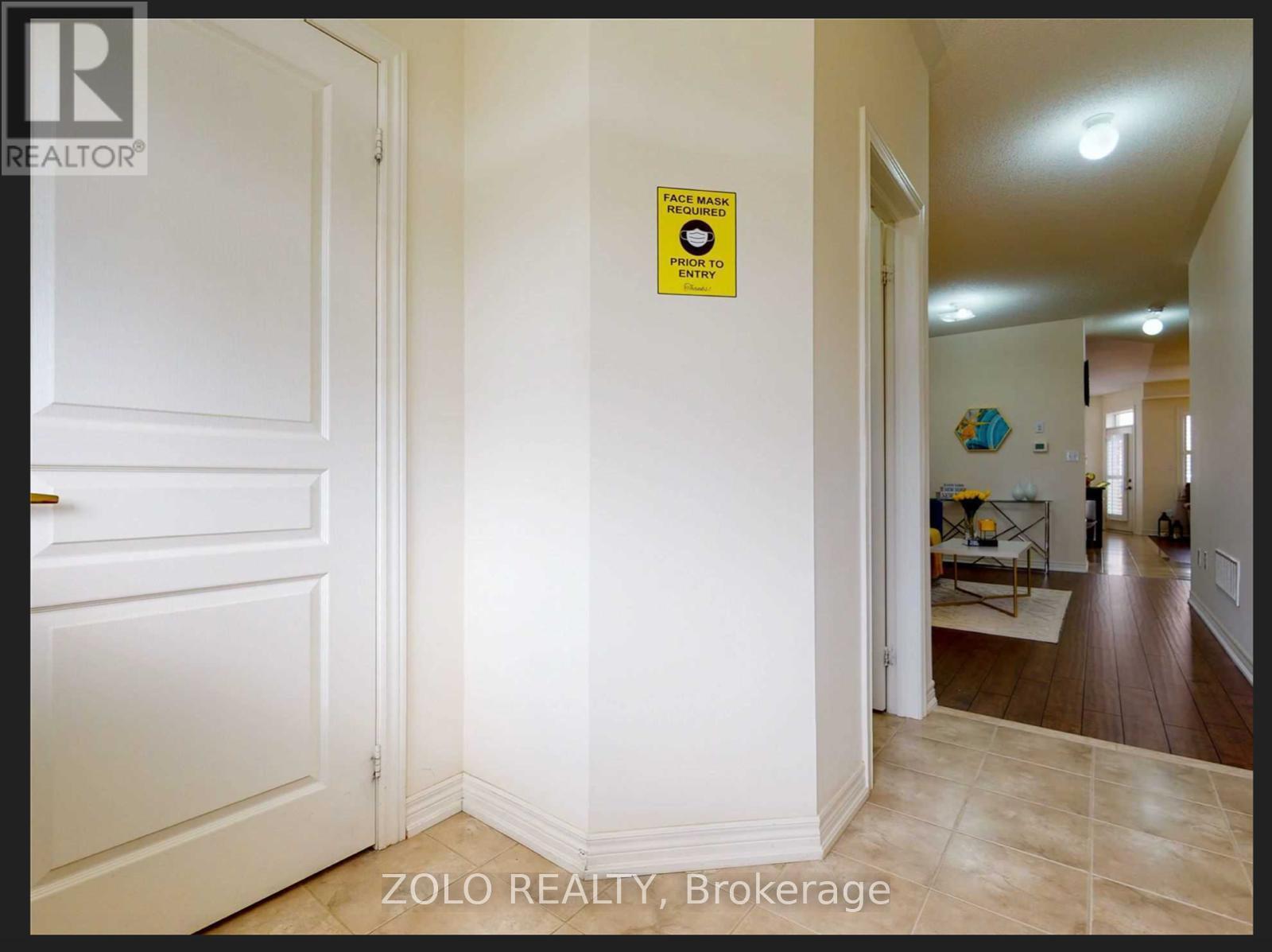 107 Thornbush Boulevard, Brampton, Ontario  L7A 4J9 - Photo 8 - W12512916