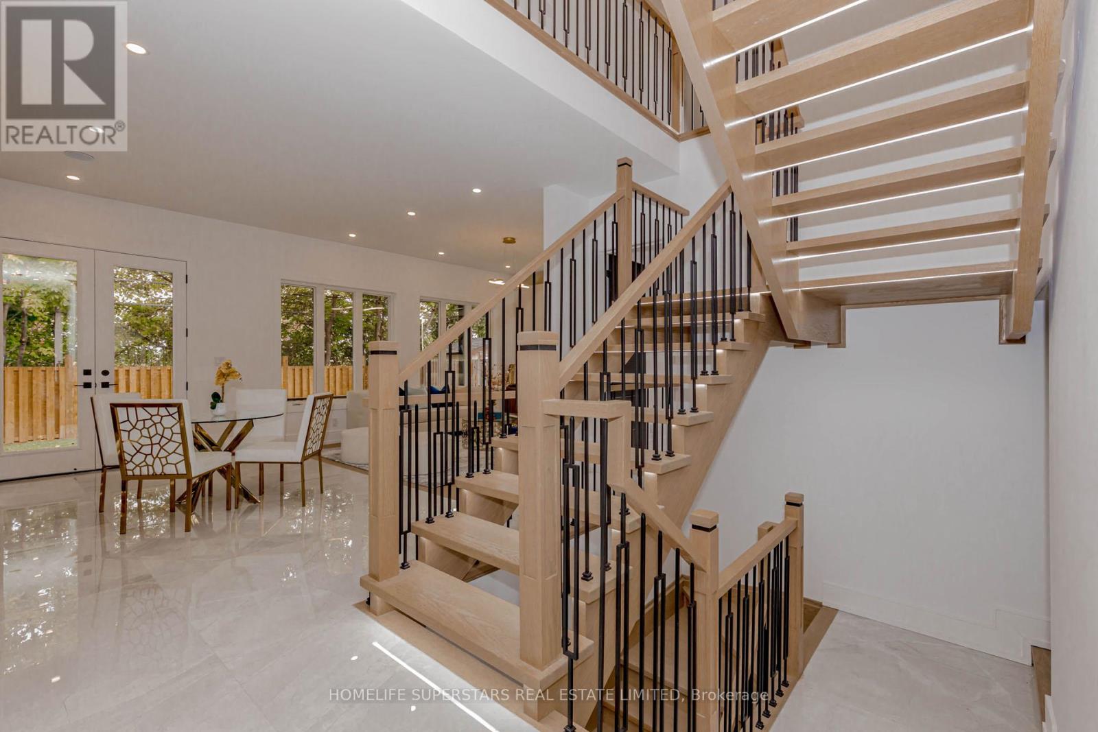 75 Silverstone Drive, Toronto, Ontario  M9V 3G4 - Photo 17 - W12512930