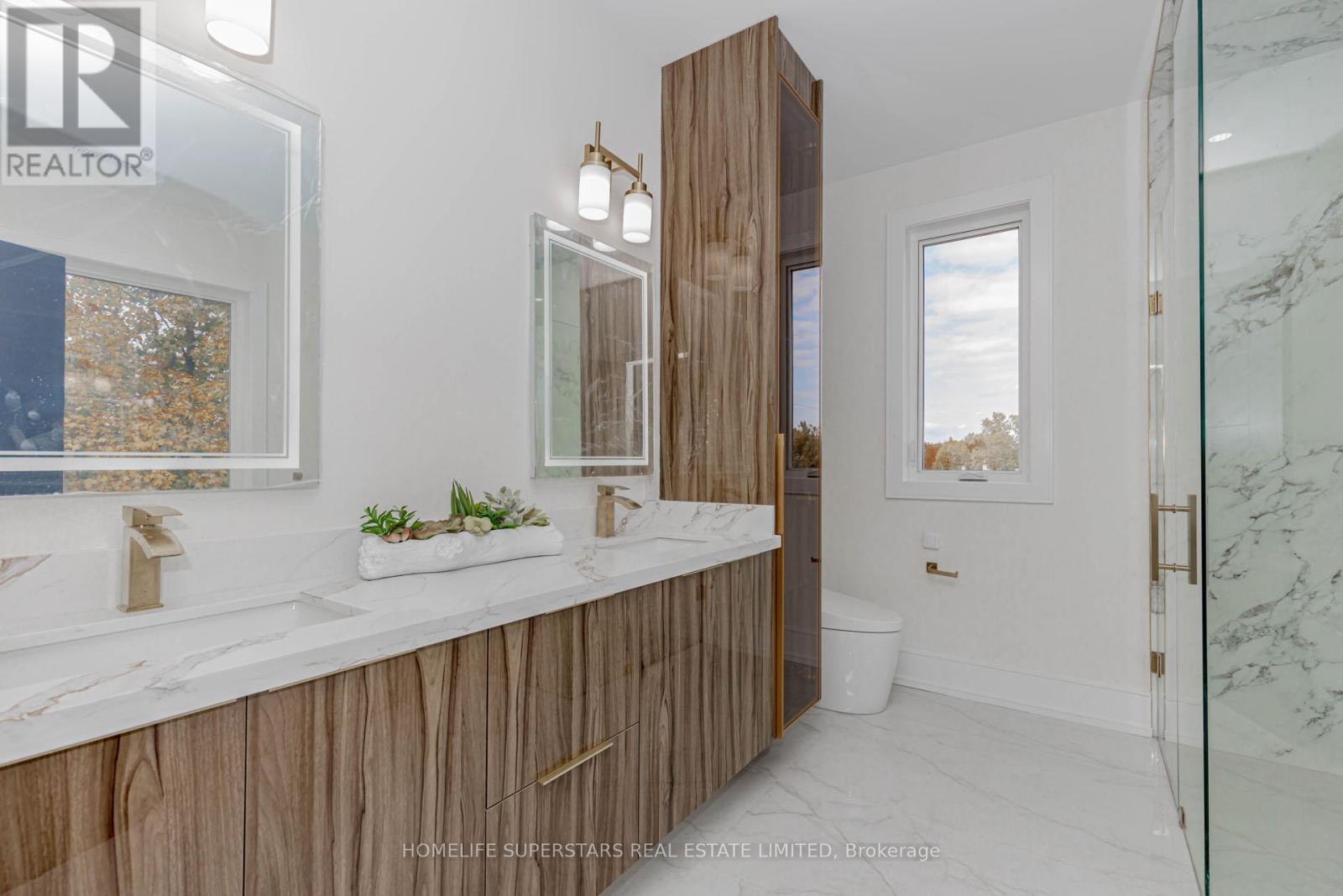 75 Silverstone Drive, Toronto, Ontario  M9V 3G4 - Photo 22 - W12512930