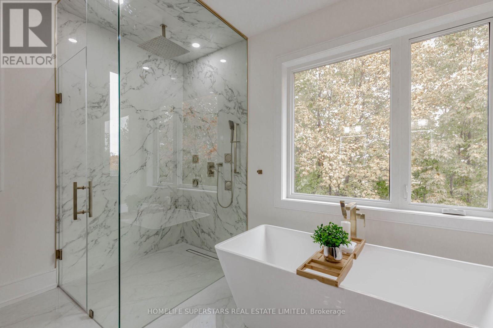 75 Silverstone Drive, Toronto, Ontario  M9V 3G4 - Photo 23 - W12512930