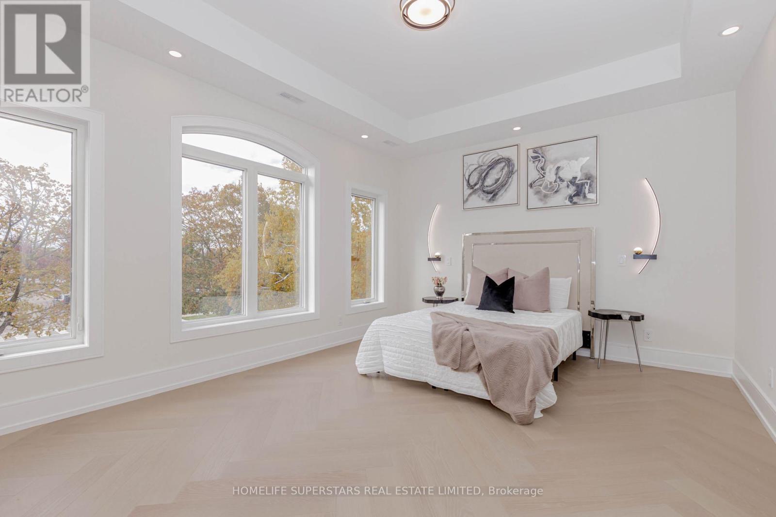 75 Silverstone Drive, Toronto, Ontario  M9V 3G4 - Photo 24 - W12512930