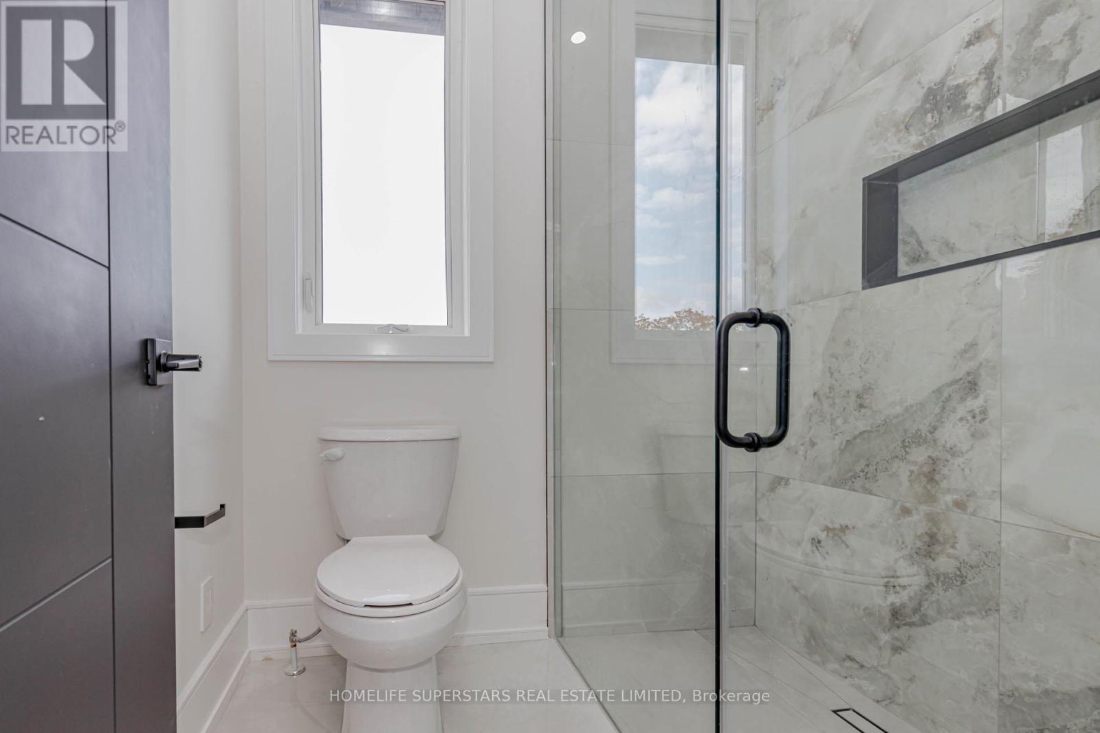 75 Silverstone Drive, Toronto, Ontario  M9V 3G4 - Photo 26 - W12512930