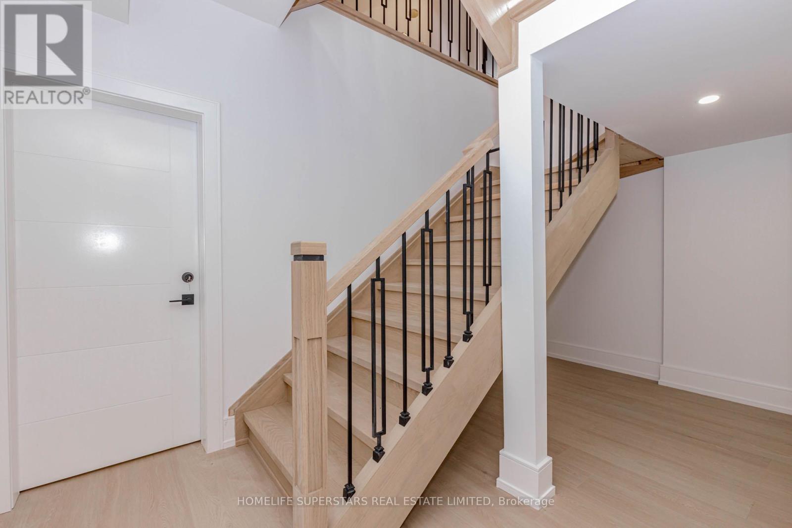 75 Silverstone Drive, Toronto, Ontario  M9V 3G4 - Photo 29 - W12512930