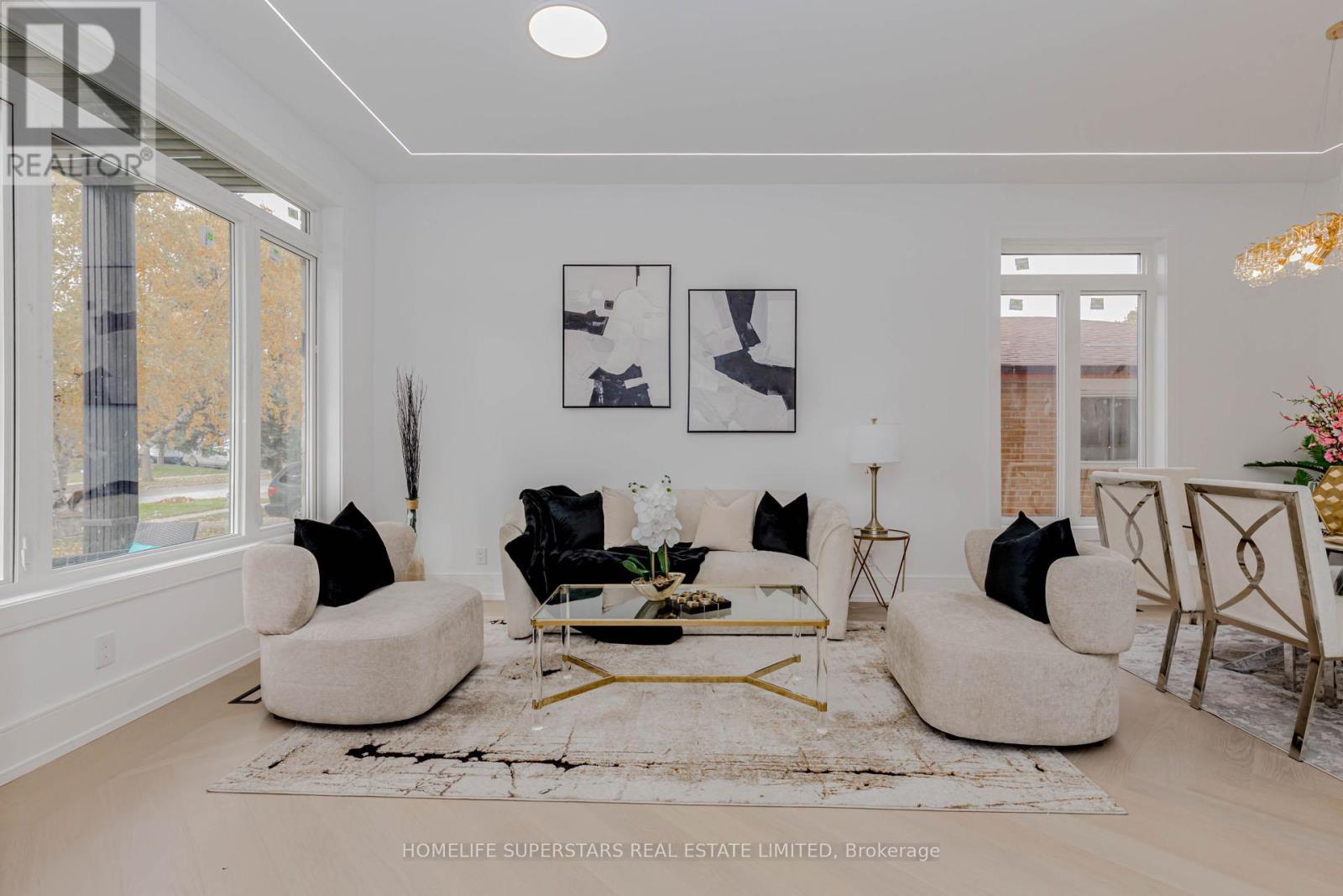 75 Silverstone Drive, Toronto, Ontario  M9V 3G4 - Photo 3 - W12512930