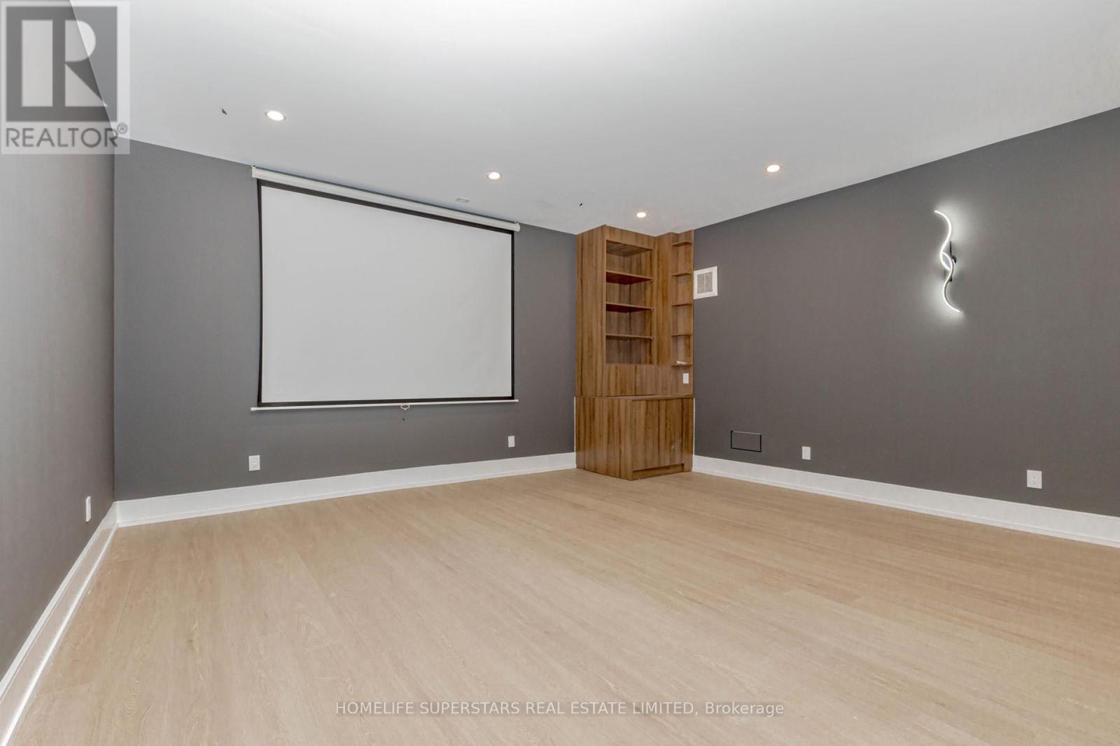 75 Silverstone Drive, Toronto, Ontario  M9V 3G4 - Photo 32 - W12512930