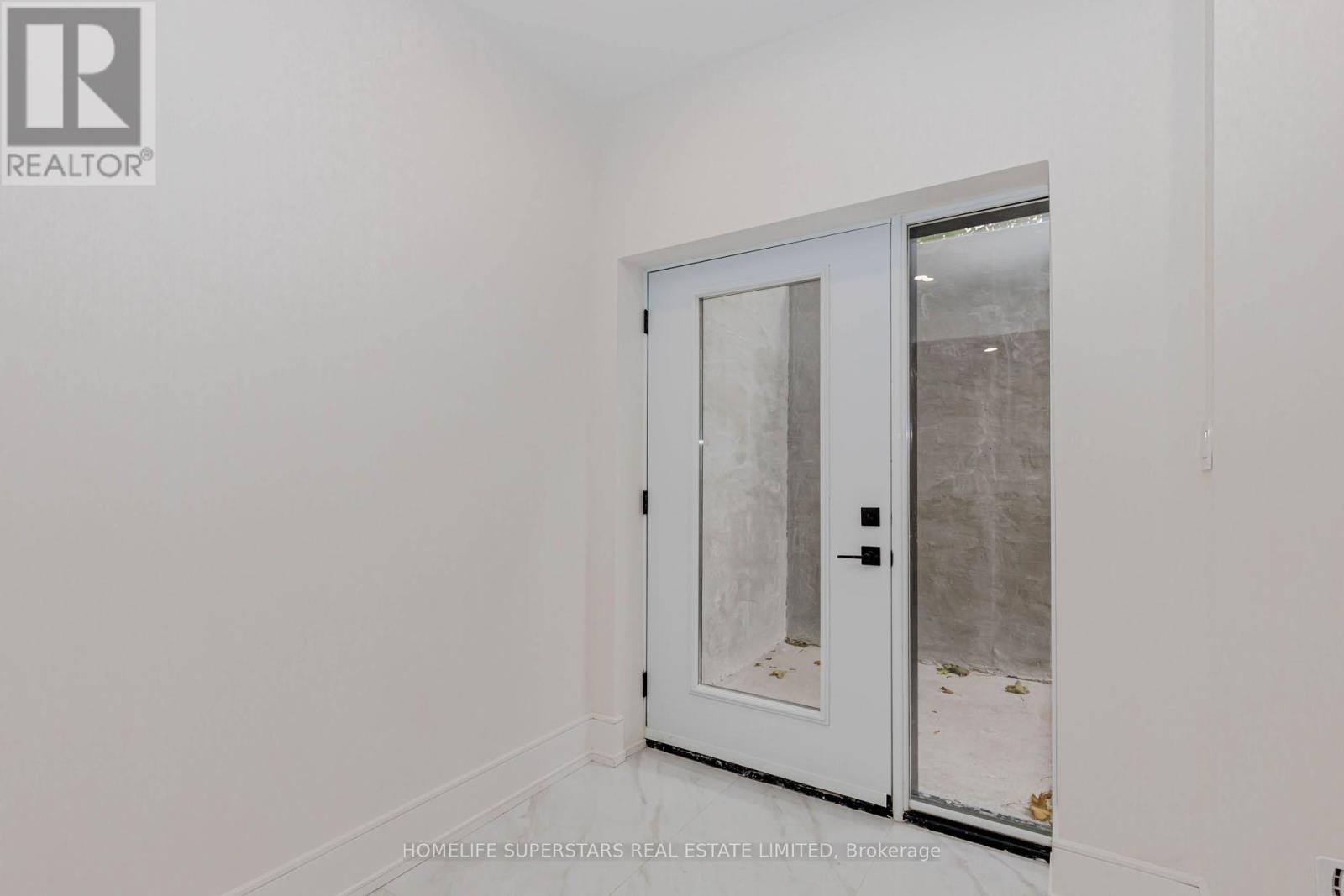 75 Silverstone Drive, Toronto, Ontario  M9V 3G4 - Photo 35 - W12512930