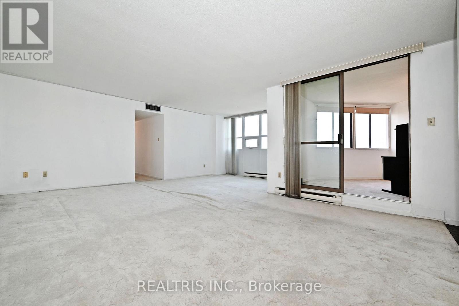 807 - 2323 Confederation Parkway, Mississauga, Ontario  L5B 1R6 - Photo 12 - W12512938