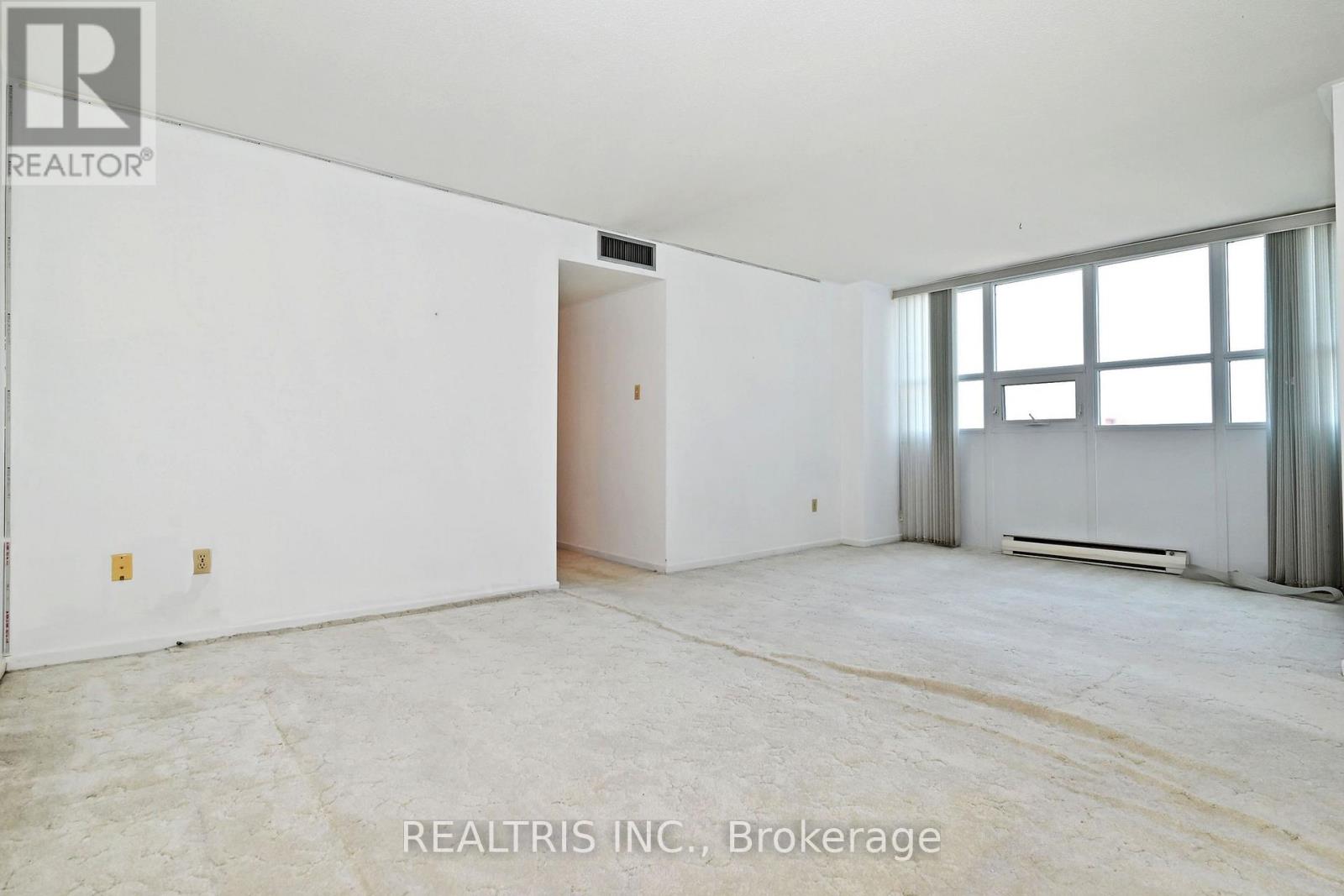 807 - 2323 Confederation Parkway, Mississauga, Ontario  L5B 1R6 - Photo 13 - W12512938