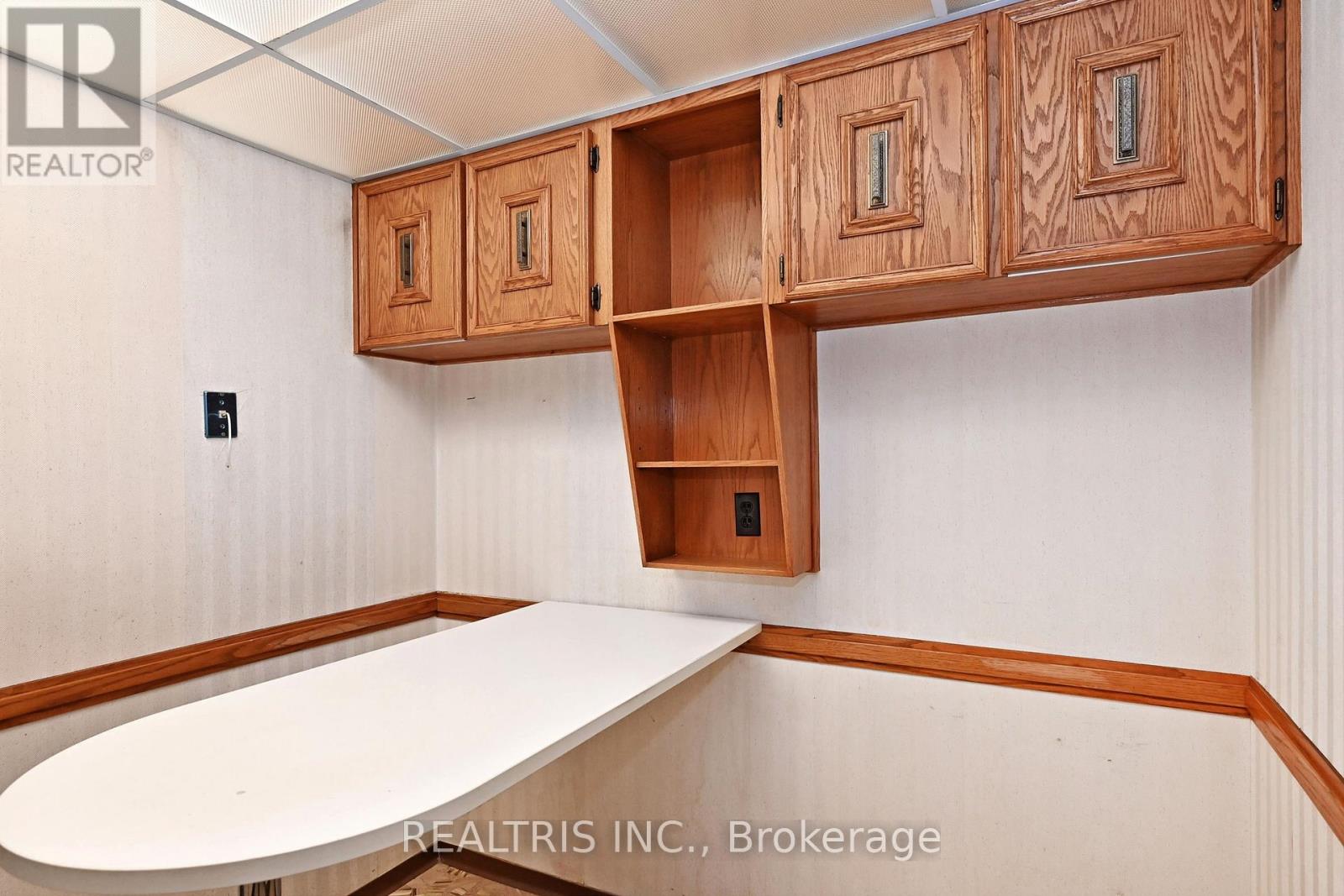 807 - 2323 Confederation Parkway, Mississauga, Ontario  L5B 1R6 - Photo 30 - W12512938