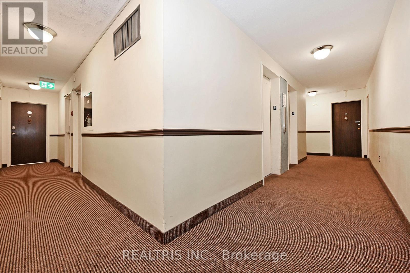 807 - 2323 Confederation Parkway, Mississauga, Ontario  L5B 1R6 - Photo 8 - W12512938