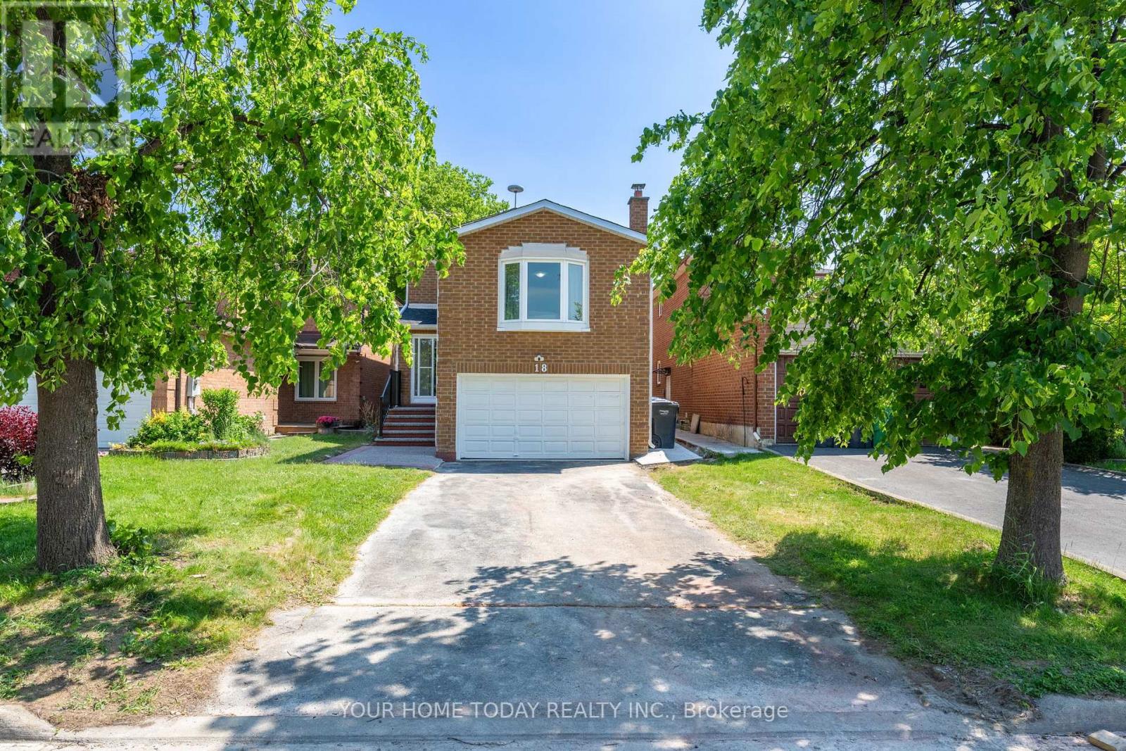 18 ALABASTER DRIVE, Brampton, Ontario