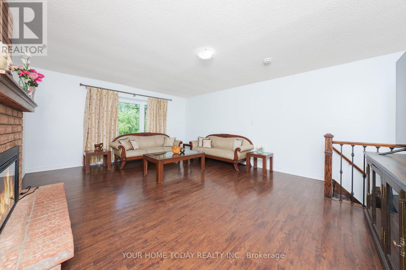 18 Alabaster Drive, Brampton, Ontario  L6V 4E4 - Photo 10 - W12512968