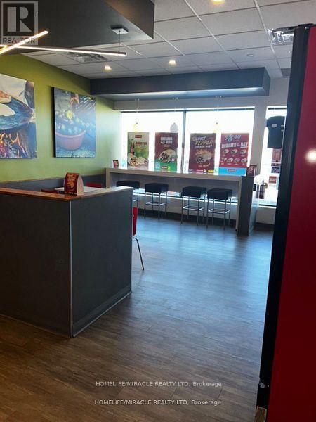 3417 Derry Road E, Mississauga, Ontario L4T 1A8 - Photo 3 - W12512978