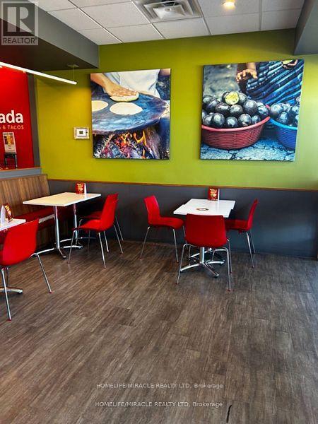 3417 Derry Road E, Mississauga, Ontario L4T 1A8 - Photo 5 - W12512978