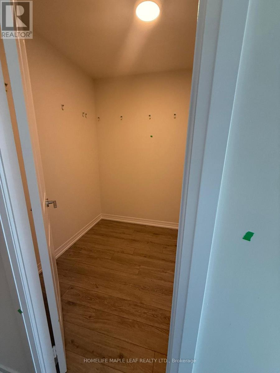 3801 - 15 Watergarden Drive, Mississauga, Ontario  L5R 0H4 - Photo 13 - W12512996