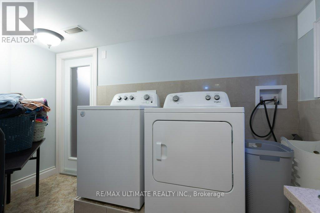 21 Thornton Avenue, Toronto, Ontario  M6E 2E3 - Photo 31 - W12513000