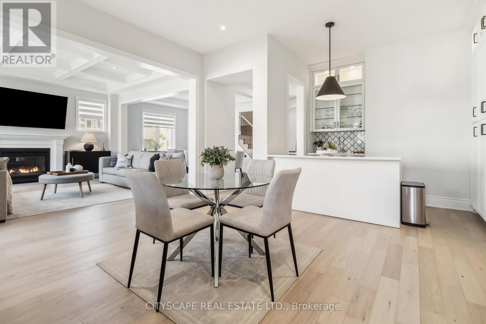 1268 Meadowside Path, Oakville, Ontario  L6M 5M9 - Photo 13 - W12513012