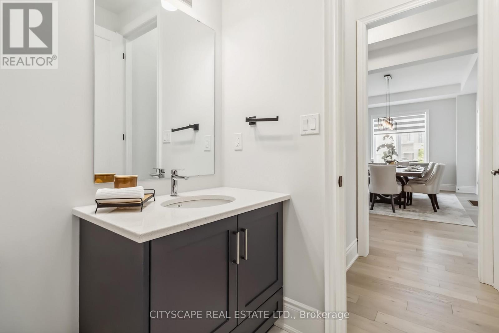 1268 Meadowside Path, Oakville, Ontario  L6M 5M9 - Photo 17 - W12513012